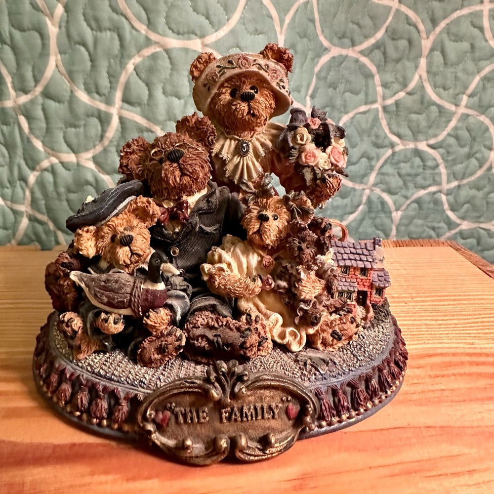 The Bearstone Collection # 227804